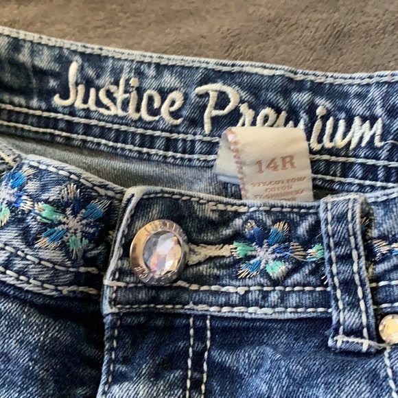 Girls Jean shorts - Picture 3 of 4
